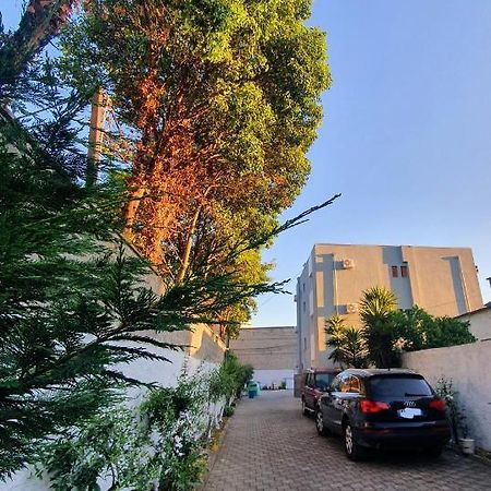 Klerichi Hotel Tirana Exterior photo